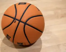 030326_basketballstock0001709576