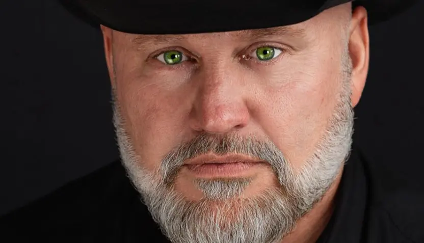 dusty-moats-2025-832