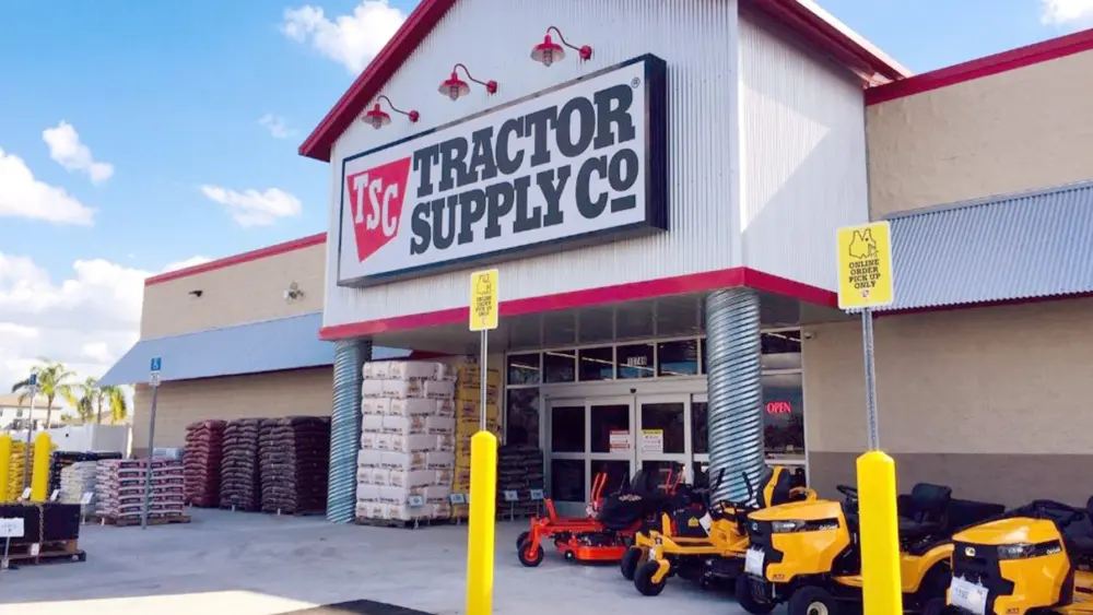 tractor-supply-1