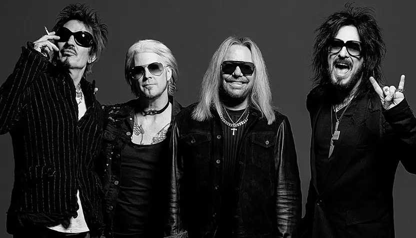 motley-crue-2023-832
