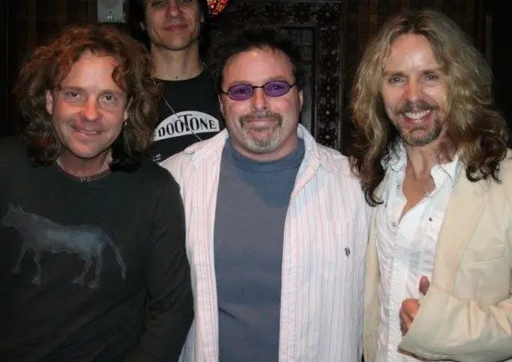 61e968bc37c27875503e706c_michael-james