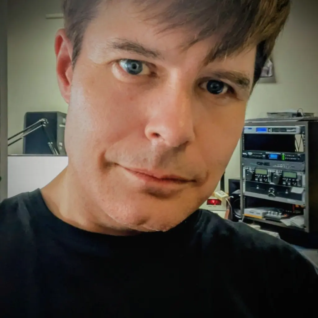 pxl_20251123_184129486-mp2