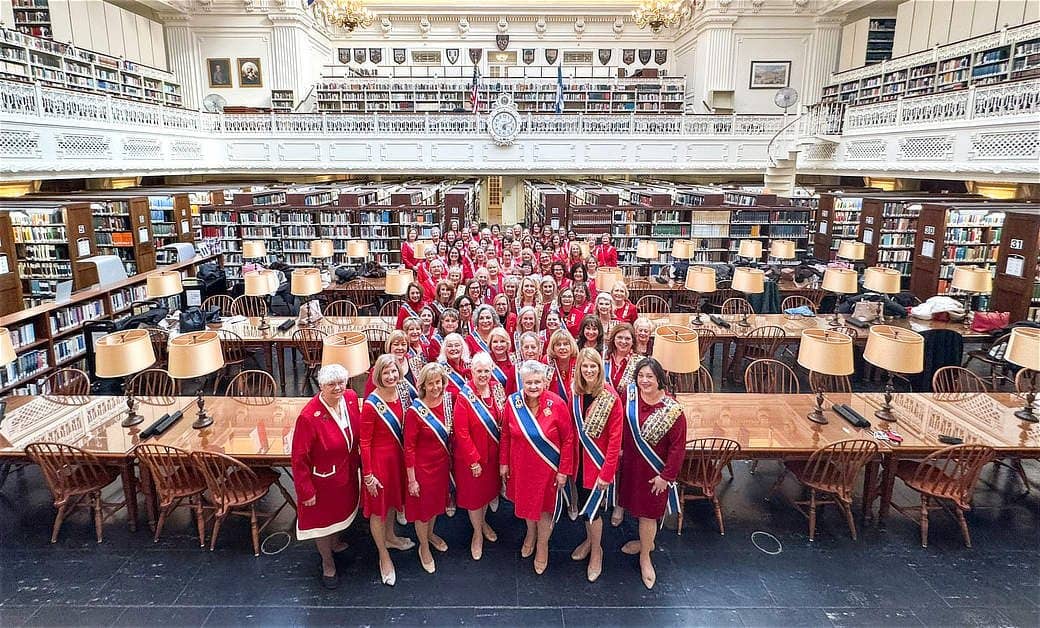 Daughters of the American Revolution Medal of Honor