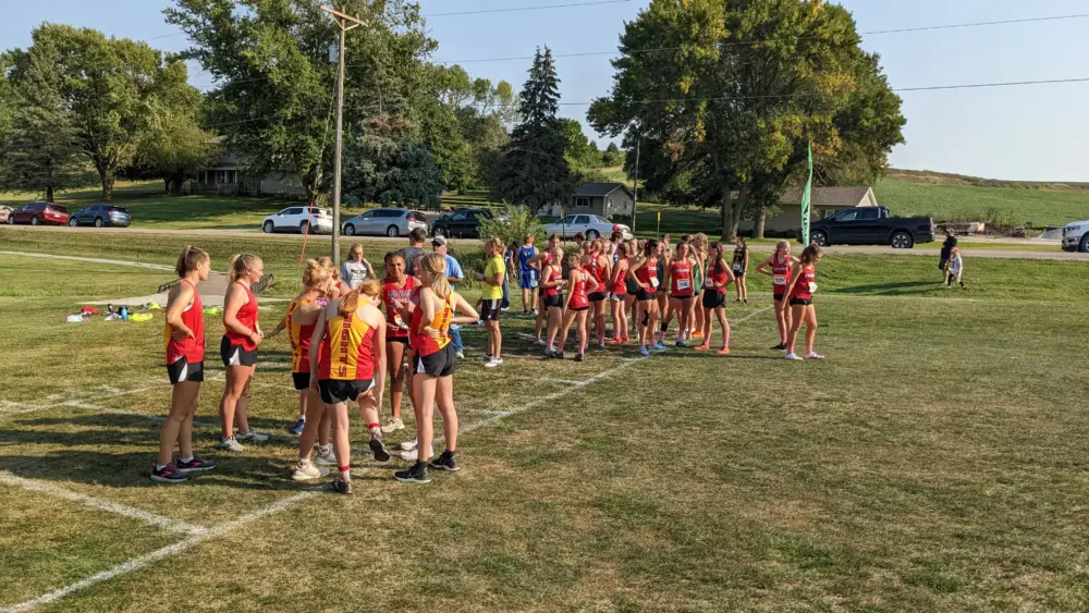 girls-cross-country-2