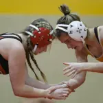 grils-wrestling