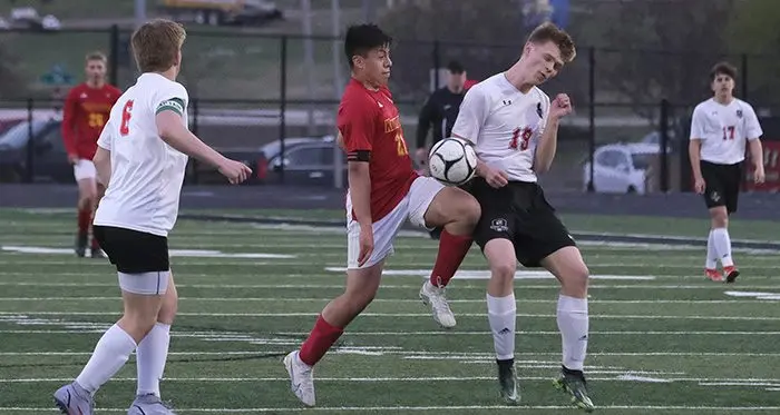 boys-soccer-4-18-23