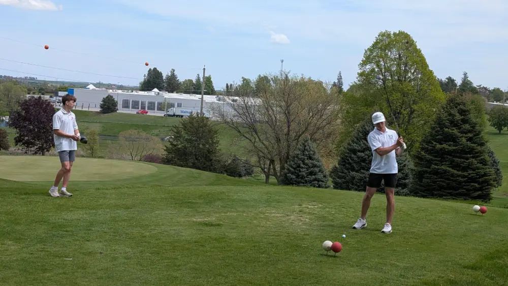 pxl_20250507_175449357