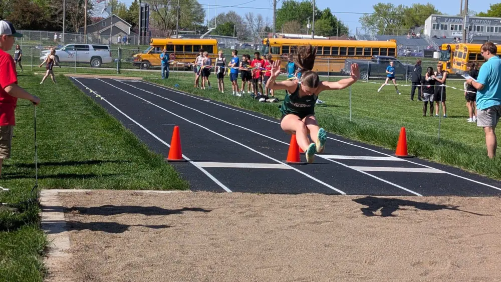 pxl_20250508_213553533