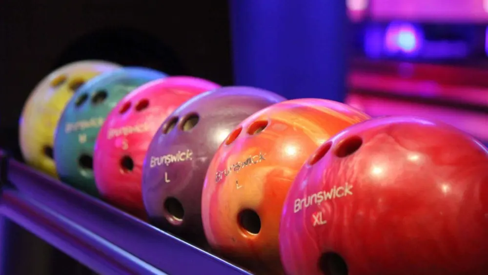 custom-bowling