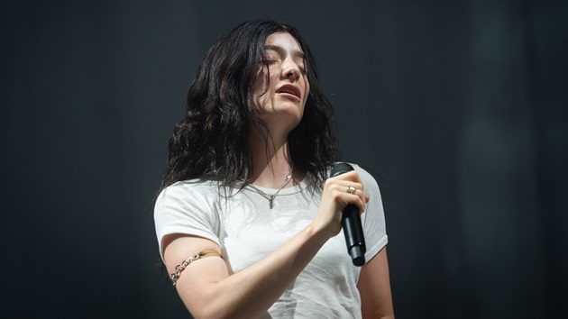 Lorde's contract with Universal ends | Party Hits 105.3