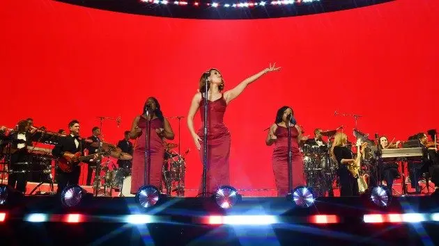 getty_raye20in20concert_033026491286