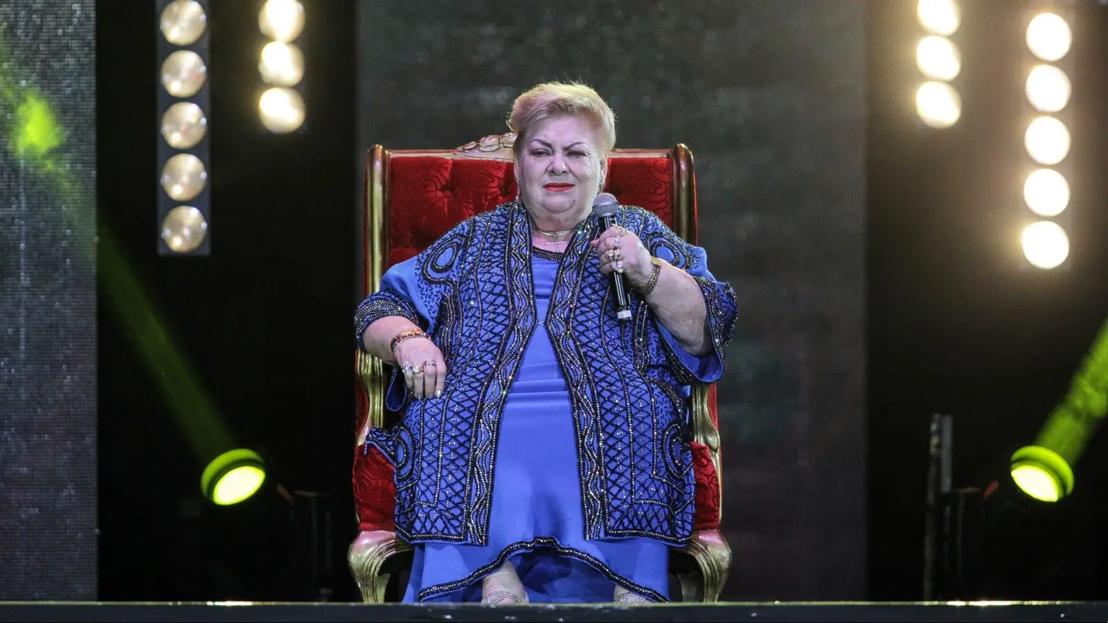 paquita-la-del-barrio-e1674058210483