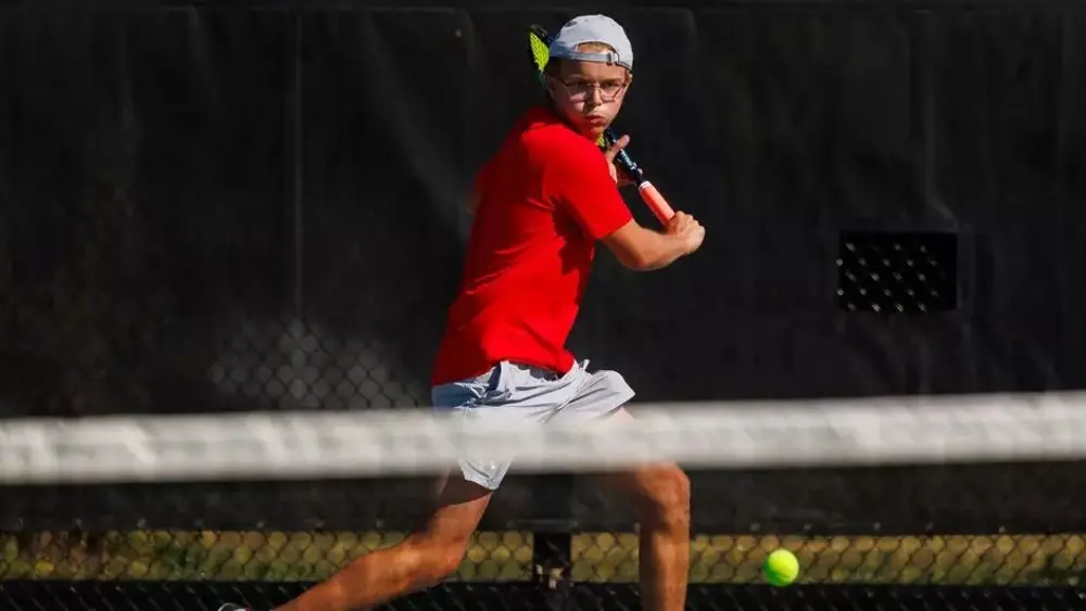 central-mens-tennis-quin-hull