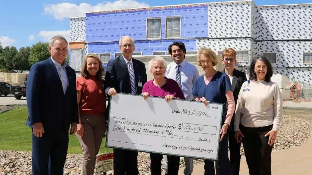 mark-kay-de-cook-foundation-donation-to-bridging-the-gap