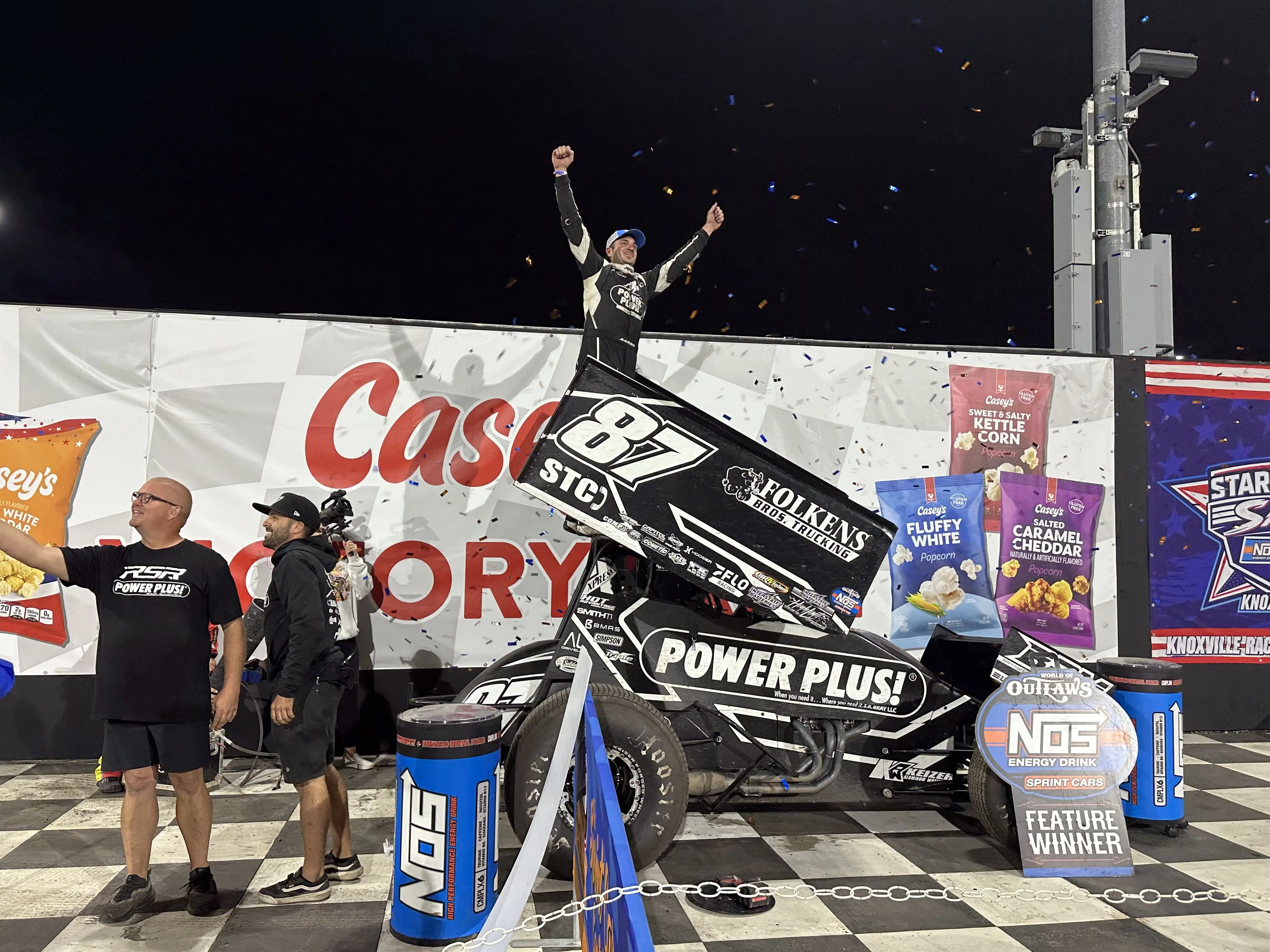 Aaron Reutzel Stays Hot With Outlaws Win At Knoxville | KNIA - KRLS
