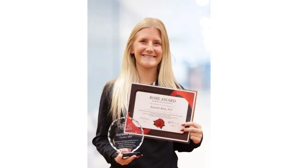 Autumn Blink, PCT Receives Quarterly ROSE Award at Pella Regional Health Center