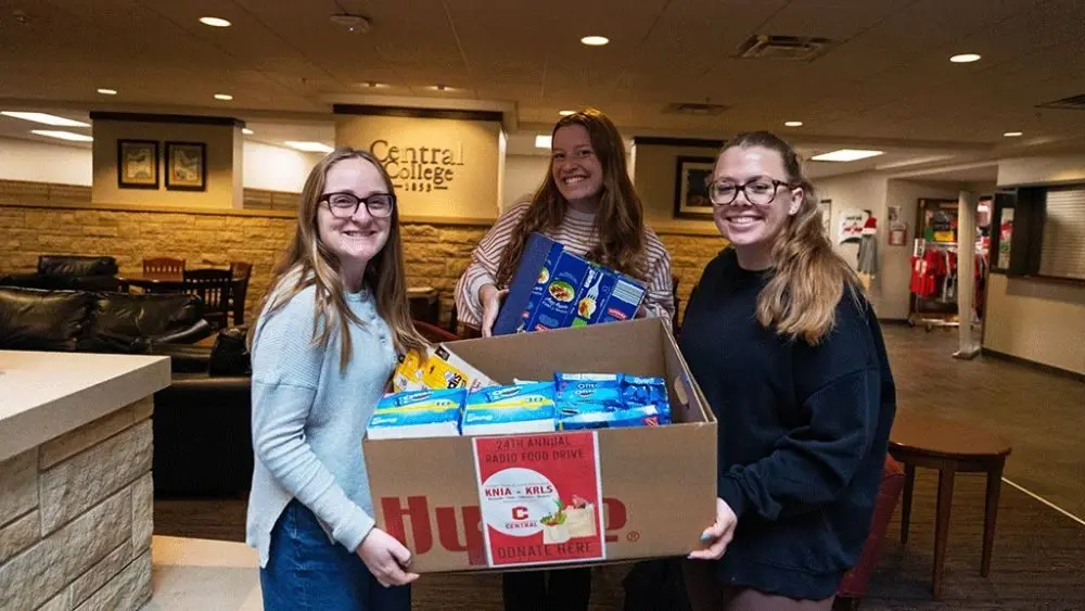 Central College’s Season of Gratitude to Bring Service Work to Surrounding Community