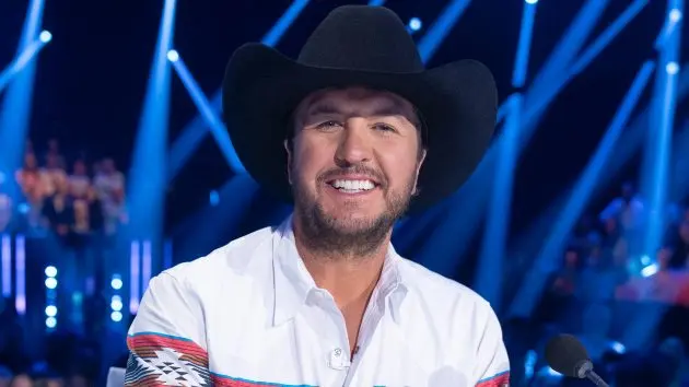 m_lukebryancowboyhatidolabc2026472426