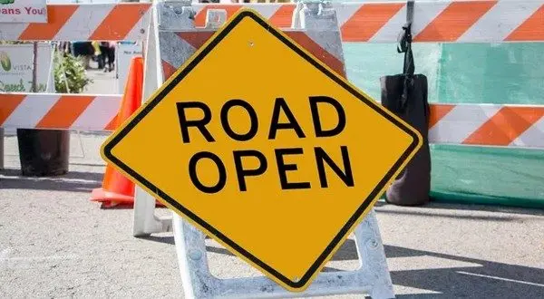 wireready_05-11-2026-18-50-12_08581_roadopensign