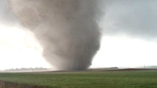 n_tornado-two-nebraska-hd-bh-260518_1779115559800_hpembed_20x11660296