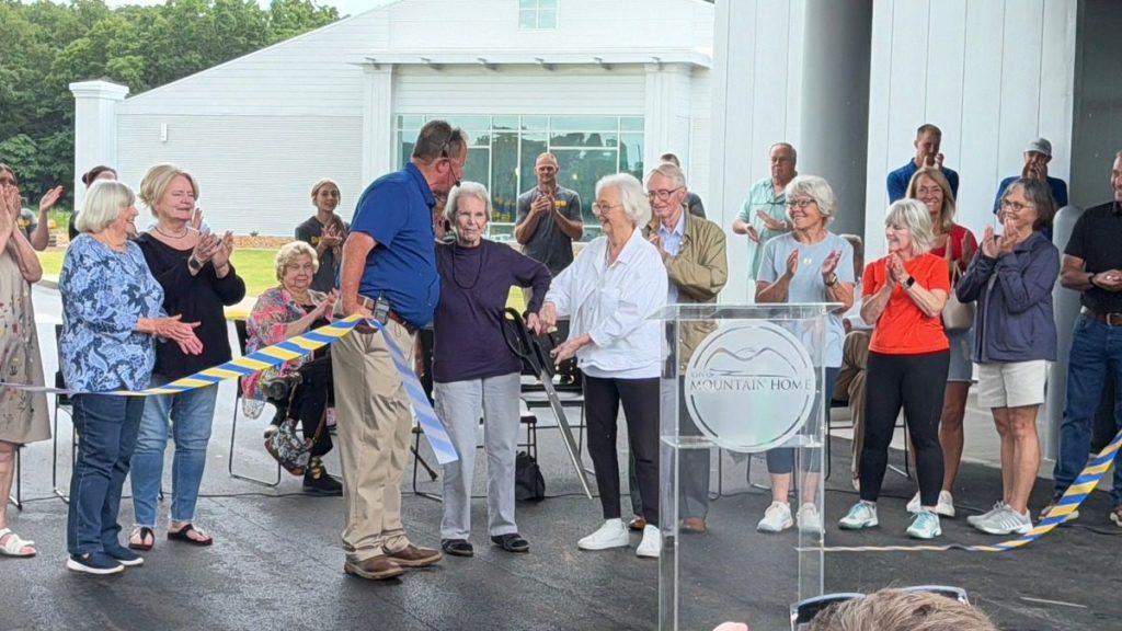 Mountain Home Community Center opens with ribbon cutting Friday ...