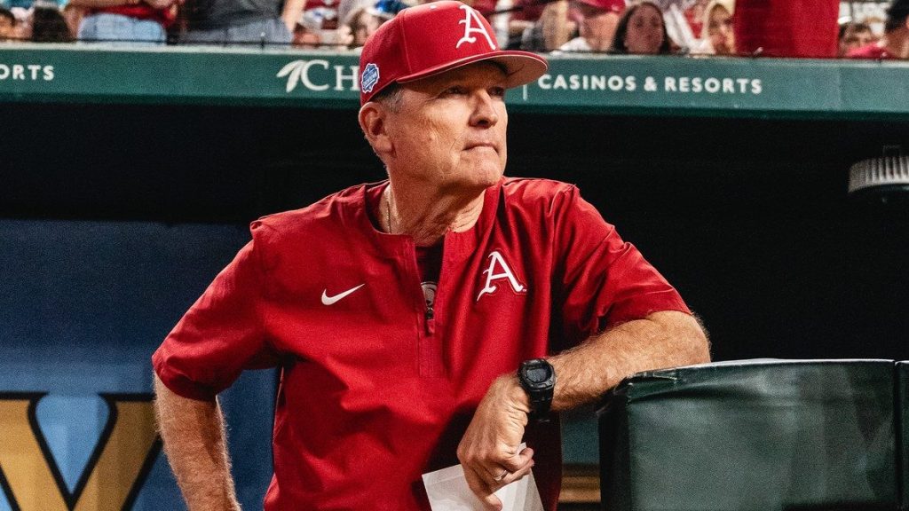 14 NCAA Tournament Teams, 3 College World Series Participants Highlight Hogs’ 2027 Schedule