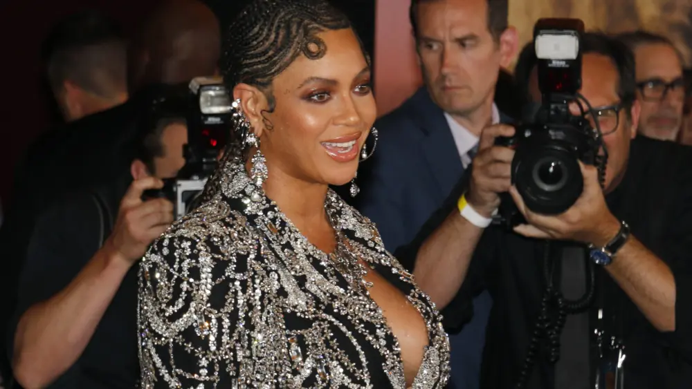 Beyoncé Unveils New Whiskey Line | Big 102.1 KYBG-FM