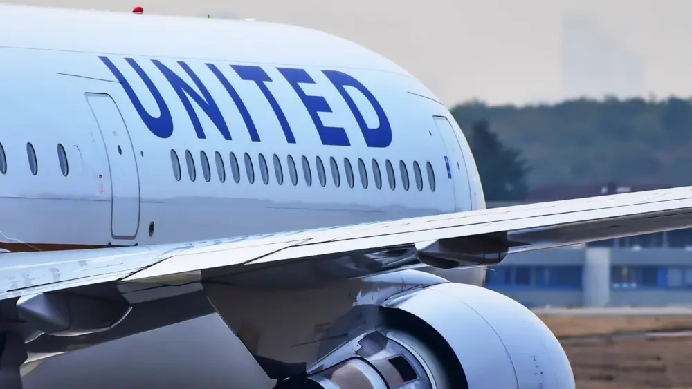 unitedairlinesboeing767inairportonoctober262018in