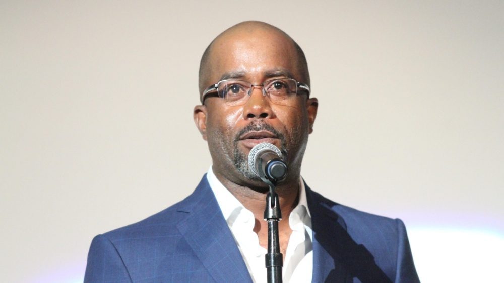 Darius Rucker to be Honored with Veterans Voice Award at 2026 AMAs ...