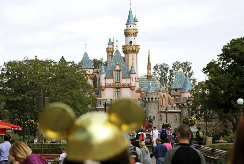 disneyland-2