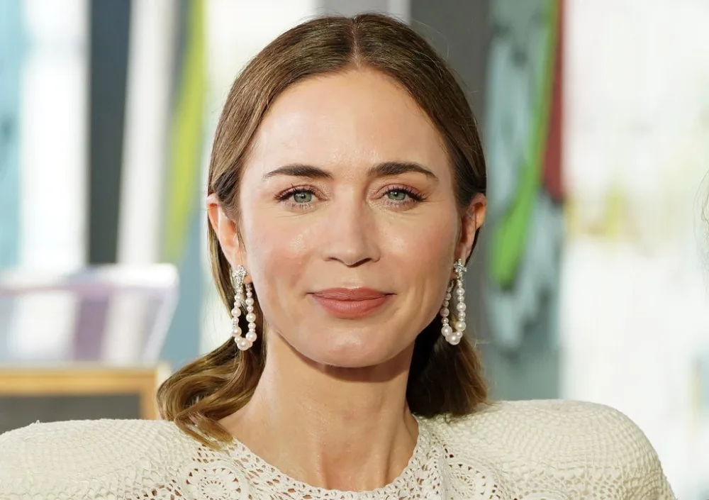 emily-blunt-and-stanley-tucci-walk-of-fame