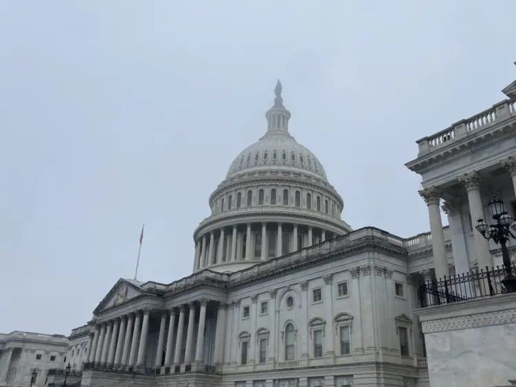 capitolfogshutt-1024x768489335-1