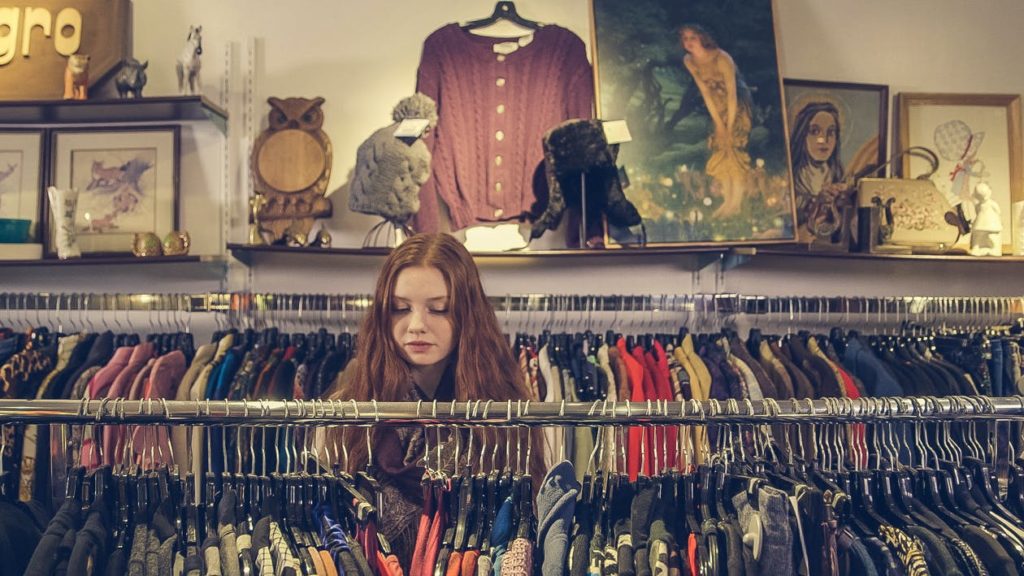 Economists predict businesses will have a successful holiday season - Vimarsana News