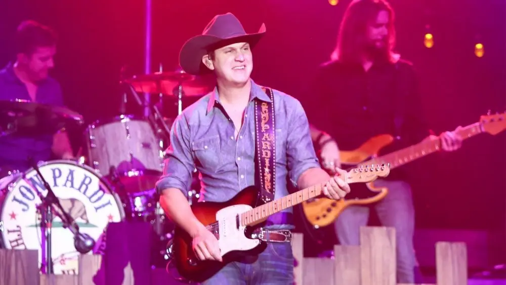 Jon Pardi performs onstage during the "All Time High" tour at the Paramount on January 16^ 2016 in Huntington^ New York.