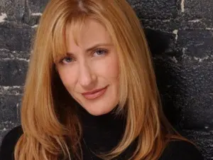 kim-ashley-headshot-3