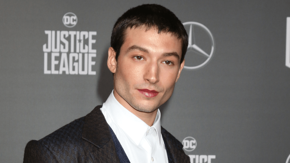 'Flash' star Ezra Miller arrested, charged with harassment and disorderly conduct in Hawaii | HOT 98.1 - Vimarsana News