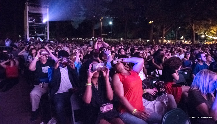The 6,000 viewers used their provided Google virtual reality headsets to transport them into the universe, courtesy of filmmaker Eliza McNitt. (Jill Steinberg photo)