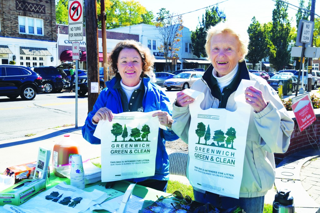 Diane Fox and Barbara Norgaard volunteering their time during the Town-wide Cleanup organized by Greenwich Green and Clean. Photo by Chéye Roberson