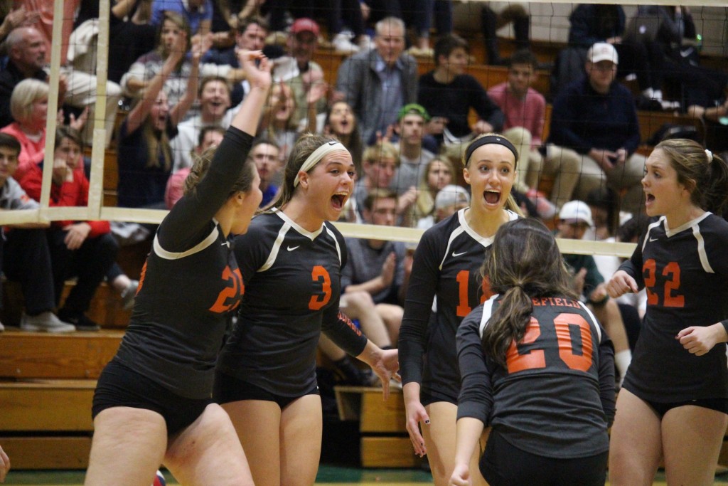 Ridgefield defeated Greenwich 3-2 in five sets in the girls volleyball LL Semifinal (Evan Triantafilidis photo)