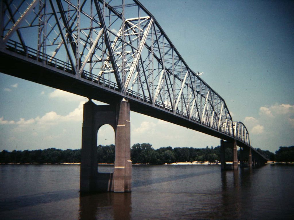 Mississippi River cities join project to map plastic litter - Vimarsana News