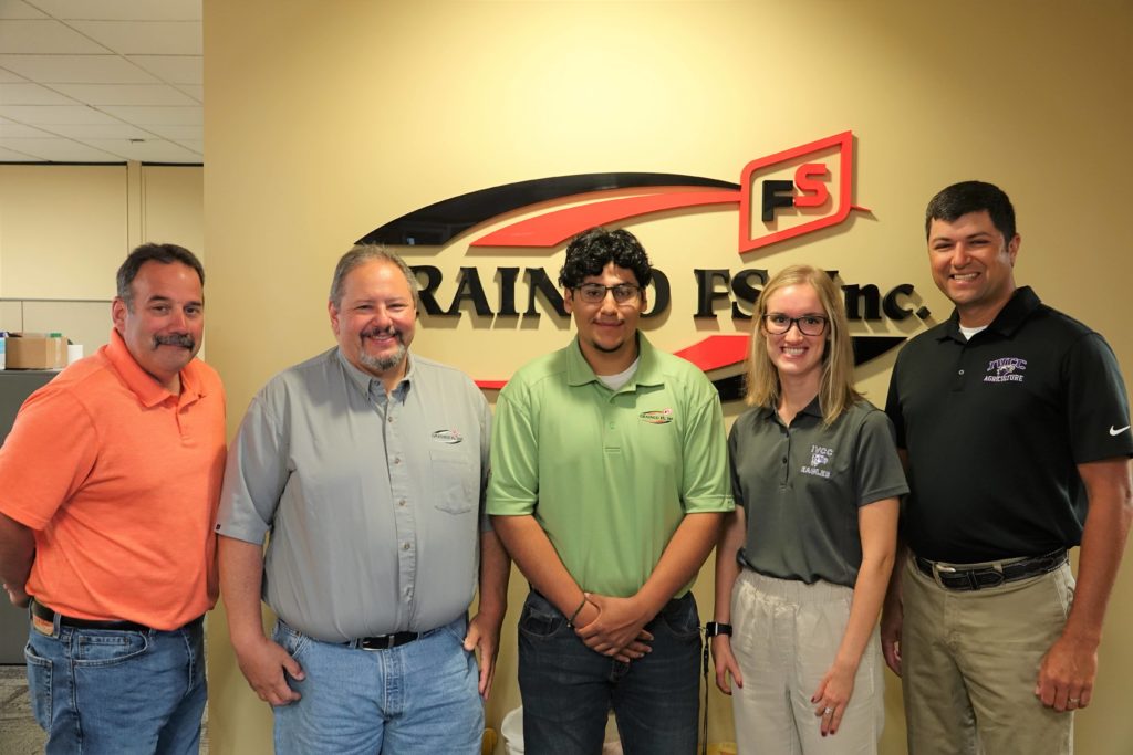 Streator student selected for IVCC and GRAINCO FS internship - Vimarsana News