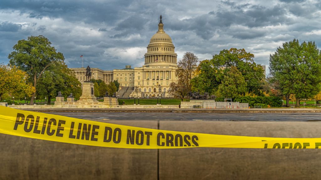 Judge sentences couple to probation for entering US Capitol - Vimarsana News