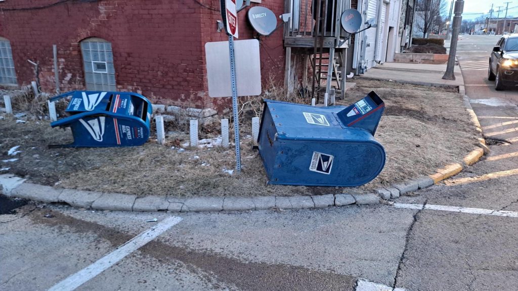 Mailboxes demolished after Mendota crash WALS