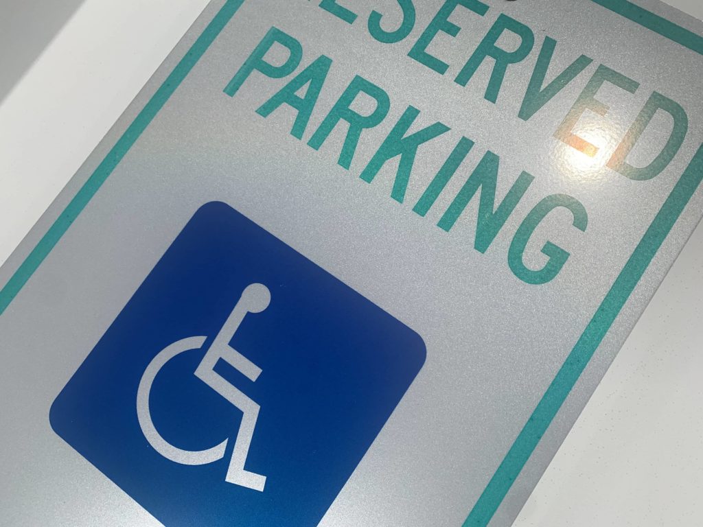 Jesse White targets holiday scofflaws abusing disability parking at malls - Vimarsana News
