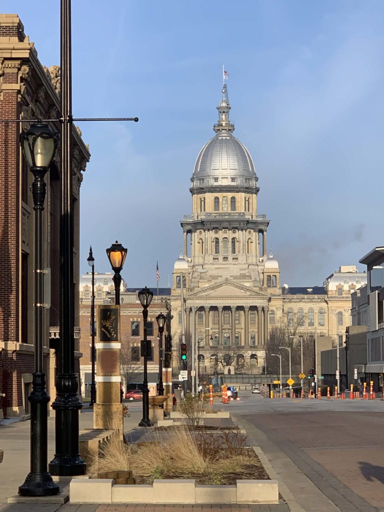Illinois Department of Insurance fines Blue Cross Blue Shield Illinois $605,000 - Vimarsana News