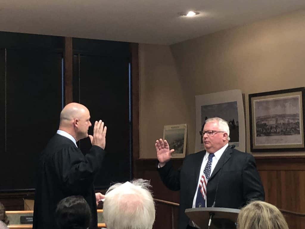 New Mayor Takes Over in OttawaWSPL WSPL