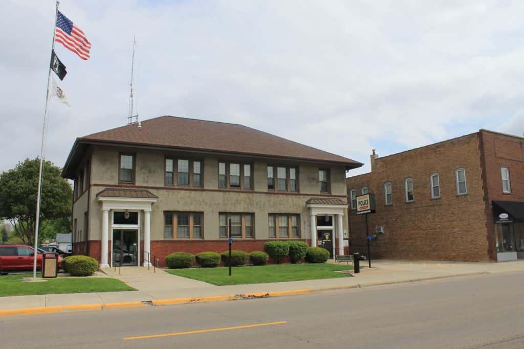 Oglesby Chief of Police interviews this weekWSPL WSPL