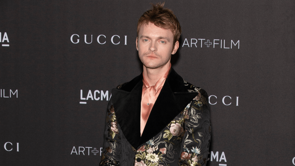 Finneas and Ashe team up for 'Till Forever Falls Apart' - Vimarsana News