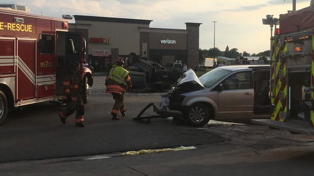 Multiple Injuries Reported Following Two-Vehicle Accident In Carroll Monday