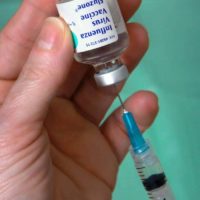 fluzone_vaccine_extracting-jpg-3